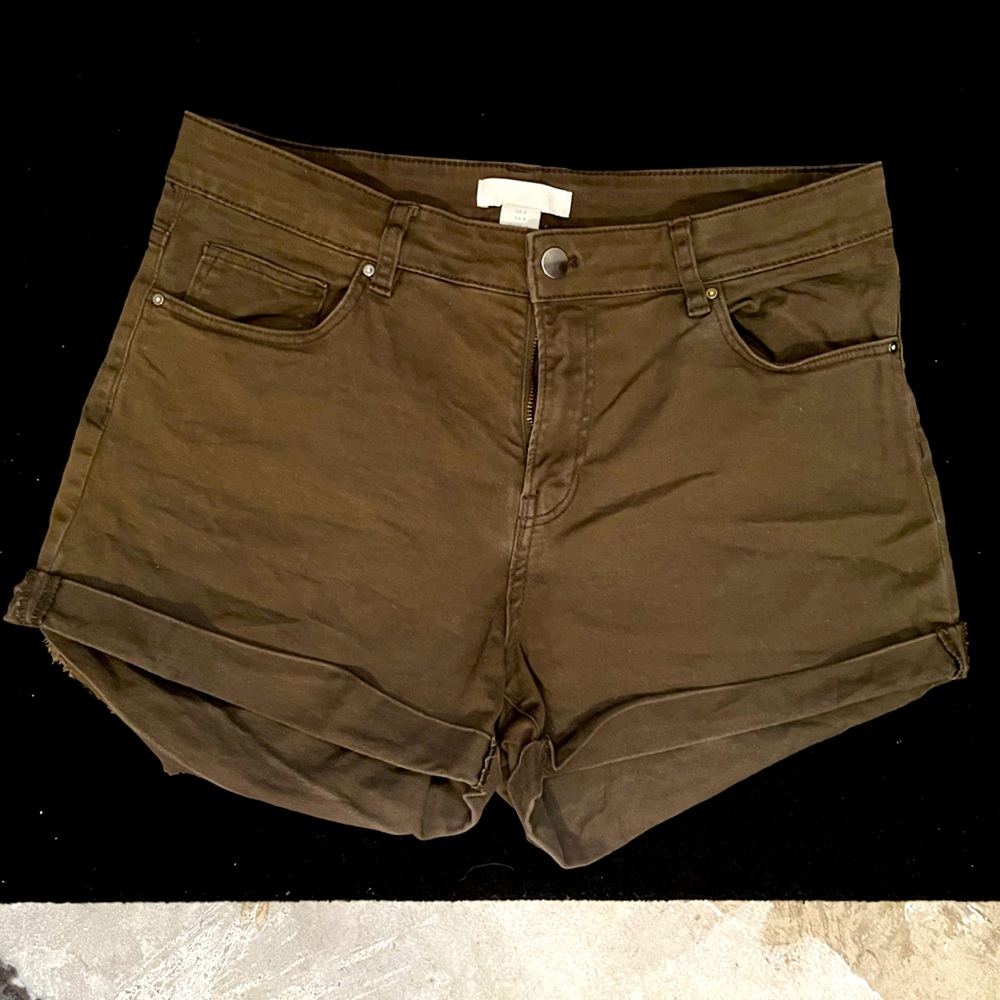 H&M Green Jean Shorts with Rolled Hem High waisted